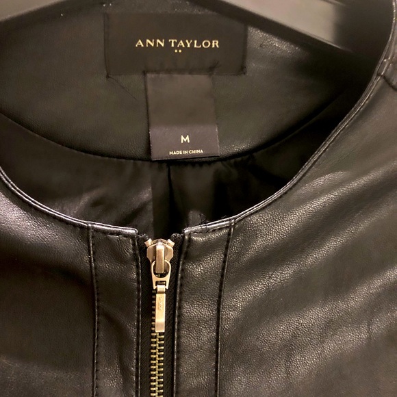 Faux leather and fabric jacket Ann Taylor - Picture 3 of 8